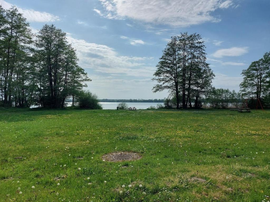 Ferienhaus Flessenow Am Schweriner See Exterior foto